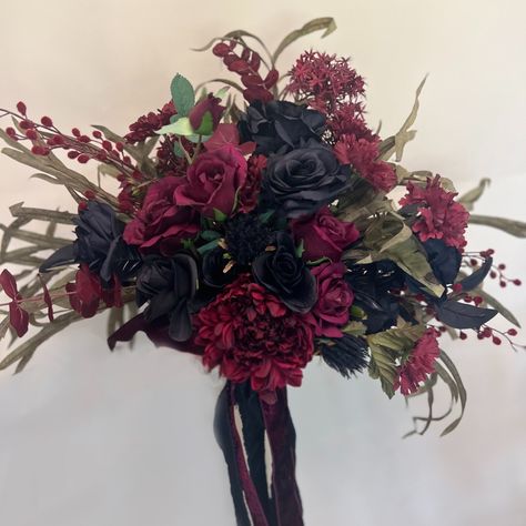 This Extra Large Statement MIDNIGHT REVERIE bouquet (one of my all-time favorites) is made up of black roses and deep burgundy red roses and dark olive green weeping willow branches. . Approximate width: 33-inches . Check out our other creations on our Etsy Shop: https://weddingbouquetsaz.etsy.com or our website- http://Bouquets.Wedding for more styles and selections of pre-made bouquets and boutonnieres. We take orders for custom creations! or http://GothicWeddingBouquets.com . Contact us... Faux Bouquet, Bouquets Wedding, Willow Branches, Weeping Willow, Black Roses, Dark Olive Green, Gothic Wedding, Deep Burgundy, Boutonniere