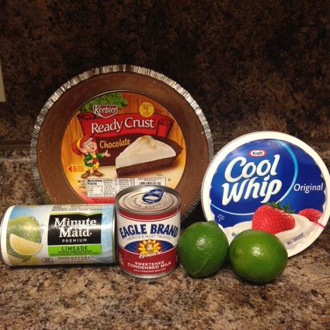 Best Chocolate Pie Recipe, Best Chocolate Pie, Key Lime Desserts, Key Lime Pie Easy, Key Lime Pie Recipe, Lime Desserts, Lime Pie Recipe, Icebox Pie, Keylime Pie Recipe