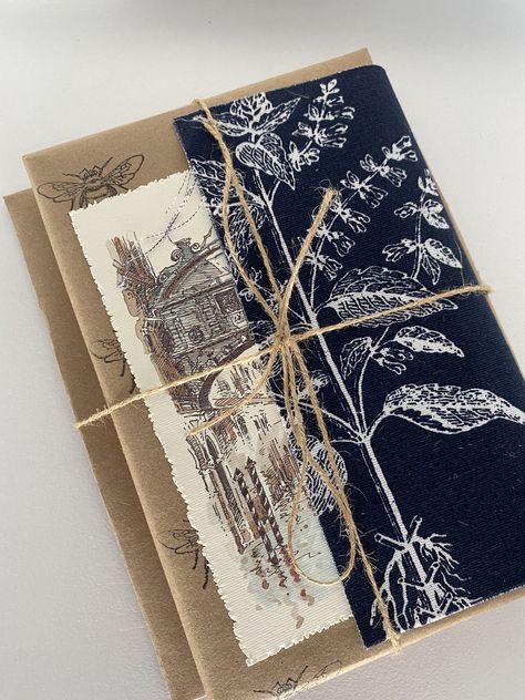 Cottagecore Gift Wrapping, Stationary Packaging Ideas, Cottagecore Packaging, Cottagecore Stationary, Cottagecore Gift Ideas, Witchy Stationary, Cottagecore Letter, Stationary Gift Ideas, Books Packaging