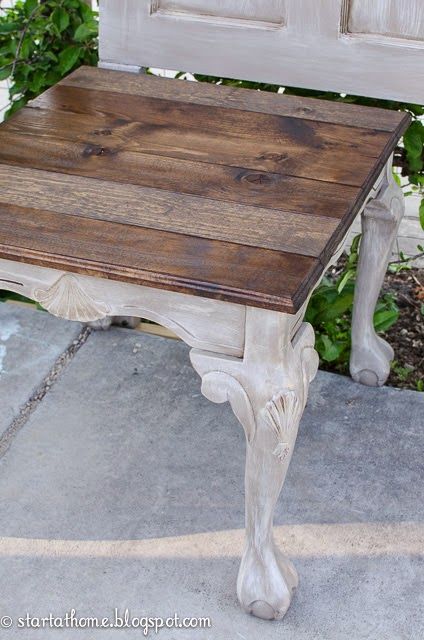 Refurbished End Tables Diy Ideas, Monotone Bedroom, Refurbished End Tables, Refinished End Tables, Primitive Coffee Table, Diy Repurposed Furniture, Shabby Chic Side Table, Painted Furniture Designs, End Table Makeover