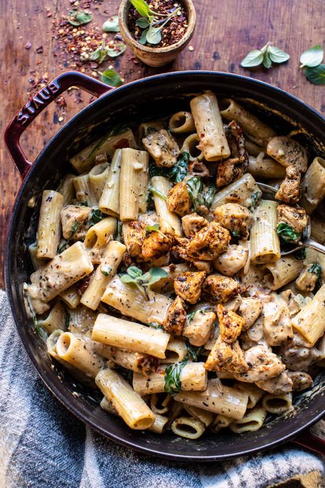 Creamy Sun-Dried Tomato Chicken Pasta | halfbakedharvest.com Sundried Tomato Chicken Pasta, Italian Seasoned Chicken, Winter Pasta Recipes, Tomato Chicken Pasta, Winter Pasta, Sundried Tomato Chicken, Spinach Sauce, Sundried Tomato Pasta, Half Baked Harvest Recipes