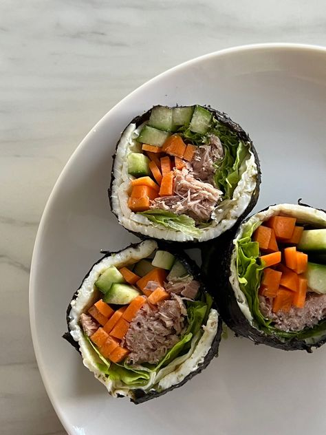 Low Cal Sushi, Food Inspo Aesthetic, Food Calories List, Food Calorie Chart, Recovery Food, Low Cal Recipes, Healthy Food Dishes, Healthy Food Motivation, Healthy Lifestyle Food