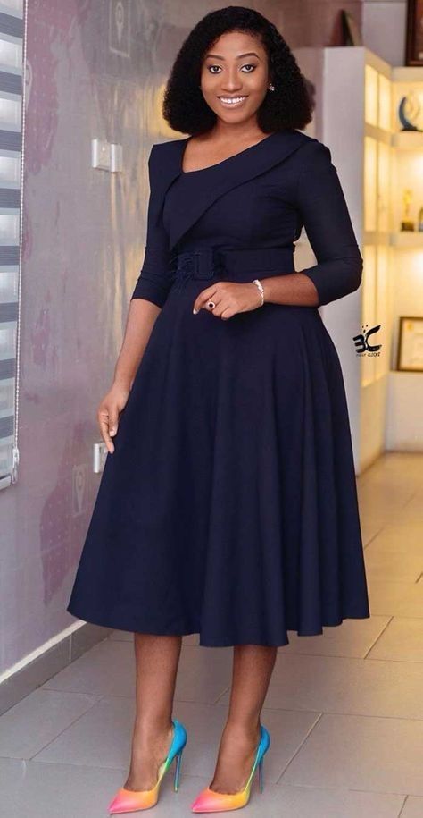 b29eed44276144e4e8103a661f9a78b7desc52033872ri Corporate Dress, To Start A Conversation, Best African Dresses, African Fashion Skirts, African Wear Dresses, Afrikaanse Mode, African Fashion Traditional, Office Dresses For Women, African Fashion Women Clothing