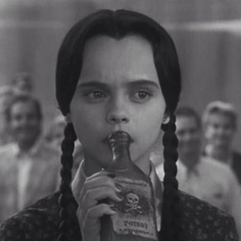 The Adams, Wednesday Adams, Adams Family, Christina Ricci, The Addams Family, Addams Family, Wednesday Addams, Tim Burton, Wallpapers