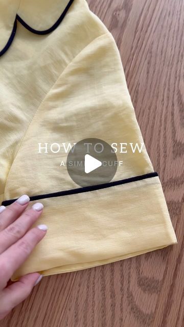 How To Sew Sleeves Tutorials, How To Make Piping Sewing, Piping Techniques Sewing, Sleeves Tutorial, How To Make Piping, Sewing Piping, Sewing Sleeves, Sewing Crafts Tutorials, Sew Easy