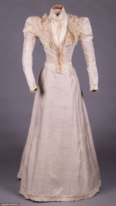 Auctions by Date 1900 Fashion, Dinner Gown, 1890s Fashion, Beaded Party Dress, Historical Dress, Period Piece, Paper Dress, Antique Dress, Clothing And Textile