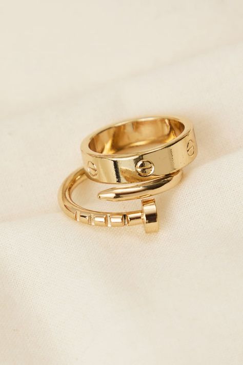 This is such a cute and unique ring set featuring a wrapped nail and simple gold band ring! These simple yet stand out rings are perfect to layer with for a trendy stacked look! Cute Class Rings, Cute Gold Rings Simple, Jewelery Stacks, Cute Gold Rings, Christmas List Items, Teen Rings, Christmas Wishlist Ideas, Layering Rings, Simple Gold Band