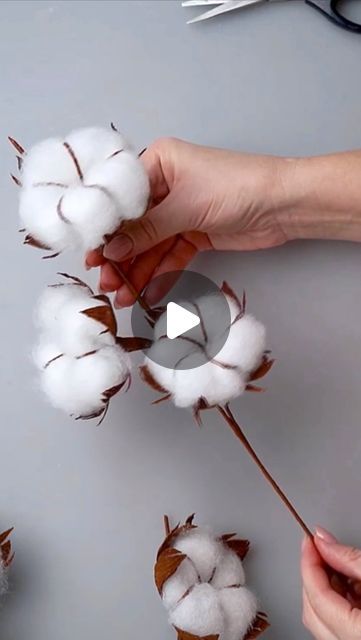 Diy Cotton Flowers, Christmas Flower Diy, Crepe Paper Flowers Decoration, Crepe Flowers Diy, Crepe Flowers, Cotton Bouquet, Crepe Paper Crafts, Crepe Paper Flowers Diy, Diy Paper Flowers