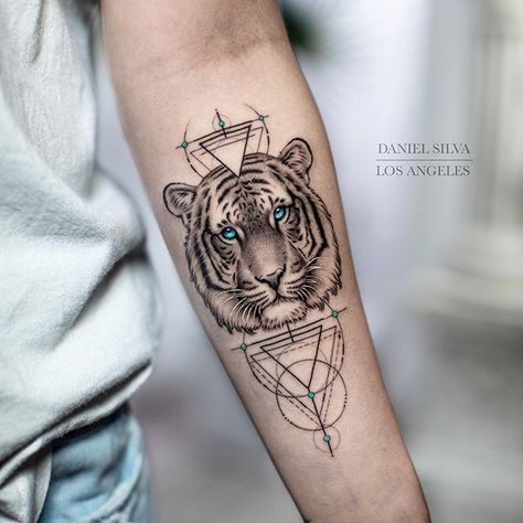 Daniel Silva Tattoo, Geometric Tiger Tattoo, Tattoo Advice, Tiger Tattoo Sleeve, Daniel Silva, Realistic Rose Tattoo, Famous Tattoo Artists, Elements Tattoo, Cool Chest Tattoos