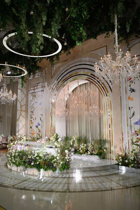 Couple Seating, Wedding Stages, Cocktail Party Decor, Themed Restaurant, Wedding Backdrop Design, Dream Wedding Venues, Wedding Event Design, Acrylic Pouring Art, Wedding Hall