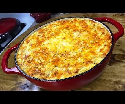 The Ultimate Five Cheese Macaroni : 4 Steps Oven Mac And Cheese, How To Make Macaroni, Small Thanksgiving, Football Foods, Cheese Macaroni, Mac Cheese Recipes, Dutch Oven Cooking, Baked Macaroni, Cast Iron Recipes