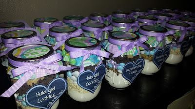 mrs.teacher.mama: Pint Size Mason Jar Cookie Mix Pint Jar Recipes, Mason Jar Cookie Recipes, Mason Jar Mixes, Mason Jar Cookie, Mason Jar Cookies Mix, Cookie Mixes, Jars Ideas, Bff Christmas, Baby Food Jar Crafts