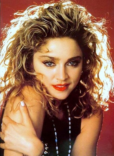 ANNEES-80-Madonna- Madonna Pictures, 80s Icons, 80s Trends, Madonna 80s, Madonna Photos, Lady Madonna, 80s Makeup, 80s Hair, Material Girls