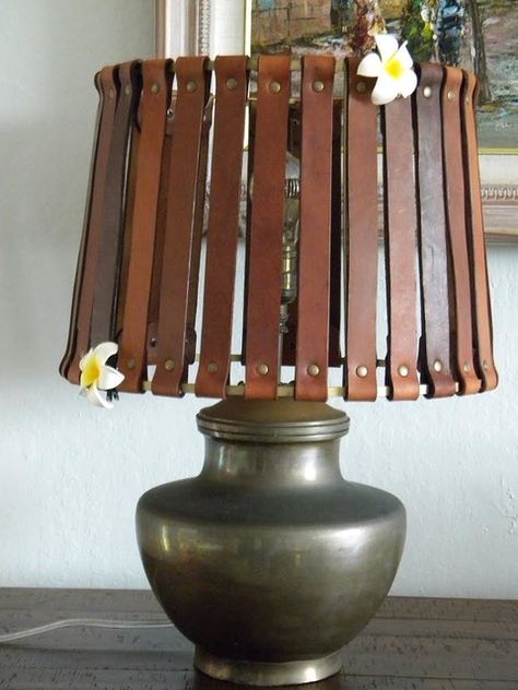 Leather Light Fixture, Leather Lampshade Diy, Leather Lamp Shade, Lamp Shade Makeover Ideas, Painted Wall Borders, Homemade Lamp Shades, Leather Lampshade, Leather Lamp, Industrial Lamp Shade