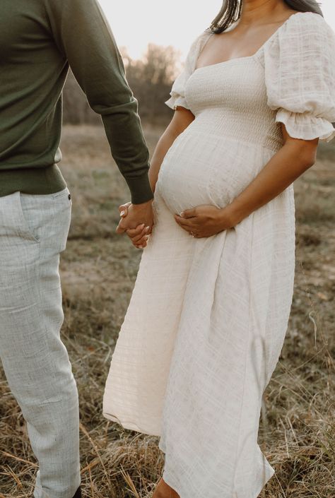 White Dress Maternity Shoot With Husband, Summer Pregnancy Announcement Photoshoot, Maternity Photography Traditional, Outdoor Maternity Photography Ideas, Neutral Maternity Pictures, Modest Maternity Photos, Outdoor Maternity Photos Fall, Christmas Maternity Outfits, Natural Maternity Photos