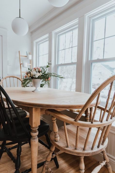 Small Farmhouse Breakfast Table, Fiddle Back Chair, Antique Wood Dining Table, Antique Table And Chairs Makeover, Dining Room Oak Table, Refinished Antique Dining Table, Vintage Oval Dining Table, Dining Table Stain Colors, Antique Dining Table Makeover