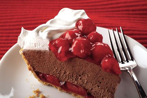 Chocolate Cherry Pie Recipe, Cherry Chocolate Pie, Chocolate Cherry Pie, Cheesecake Pie Recipes, Black Forest Cheesecake, Cherry Pie Recipe, Strawberry Pie Filling, Cherry Desserts, Boston Cream