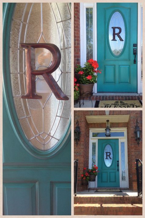 Crazy! This is my exact front door! AND I'd like to paint my door turquoise! It's a sign:) Turquoise Front Doors, Oval Glass Front Door, Turquoise Front Door, Welcome Signs Front Door, House Redo, Oval Window, Door Colors, Door Entrance, Painted Front Doors