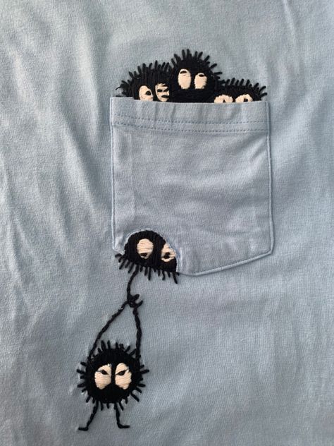 Studio Ghibli Sewing, Anime Embroidery Clothes, Studio Ghibli Embroidery Simple, Cool Embroidery Designs On Shirts, Embroider Shirt Ideas, No Face Embroidery, Soot Sprite Embroidery, Ghibli Embroidery Pattern, Cute Embroidered Shirts