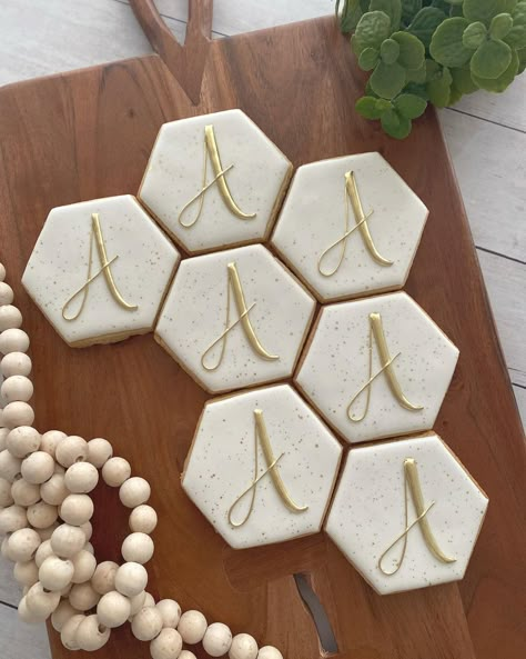 White And Gold Wedding Cookies, Monogrammed Wedding Cookies, Initial Cookies, Wedding Cookies Decorated, Christening Cookies, Gold Cookies, Wedding Shower Cookies, Cross Cookies, Anniversary Cookies