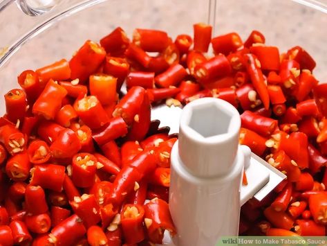 Tobasco Pepper Recipe, What To Do With Tabasco Peppers, How To Make Tabasco Sauce, Homemade Tabasco Sauce, Tobasco Recipe, Tabasco Pepper Recipes, Tabasco Sauce Recipe, Tabasco Peppers, Tabasco Recipes