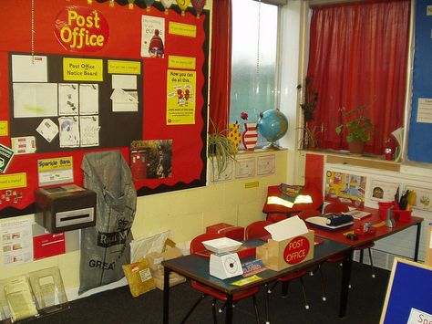 P1010052 | Flickr - Photo Sharing! Post Office Role Play, Role Play Areas Eyfs, Post Office Play, Role Play Areas, Continuous Provision, Eyfs Classroom, Play Corner, Dramatic Play Area, Eyfs Activities