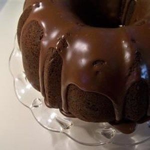 Easy Chocolate Bundt Cake Glaze Recipe Bundt Cake Glaze Recipe, Chocolate Bundt Cake Glaze, Bundt Cake Glaze, Cake Glaze, Chocolate Glaze Recipes, Glaze For Cake, Chocolate Bundt, Cake Mug, Chocolate Bundt Cake