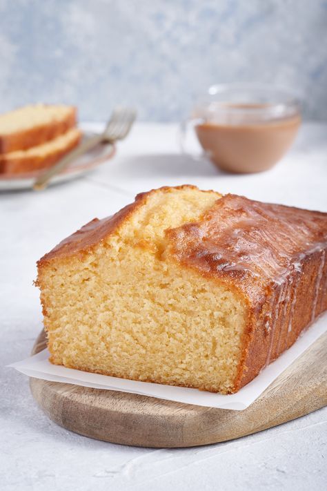 Lemon Drizzle Cake Recipe, Lemon Dessert Recipes Easy, Flourless Chocolate Cake Recipe, Mary Berry Recipe, Lemon Bar, Lemon Drizzle Cake, Drizzle Cake, Lemon Dessert Recipes, Lemon Drizzle