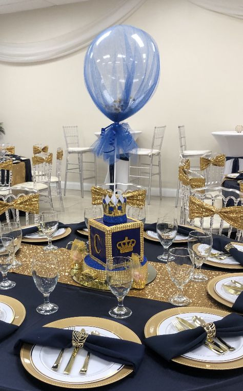 Gold And Royal Blue Centerpieces, Prince Theme Centerpieces, Prince Centerpieces Royal, Royal Prince Birthday Party Centerpieces, Royal Centerpiece Ideas, Boy Birthday Centerpiece Ideas, Royal Party Theme Decoration, Royal Prince Birthday Party Decorations, Royalty Birthday Theme