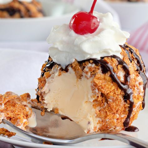 Fried Ice Cream Fried Ice Cream Dessert, Mexican Ice Cream, Mexican Fried Ice Cream, Fried Ice Cream Recipe, Homemade Whipped Cream Recipe, Strawberry Cheesecake Ice Cream, Ice Cream Sandwich Cake, Bakery Style Muffins, Fried Ice Cream