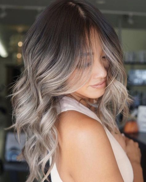 faithful messy bun or topknot. It’ll bounce back easily. Check out the products this mane uses here. Share Ash Grey Hair Color, Grey Hair Color Ideas, Ash Gray Hair Color, Ash Grey Hair, Gray Balayage, Grey Hair Dye, Beige Hair, Hair Tint, Shadow Root