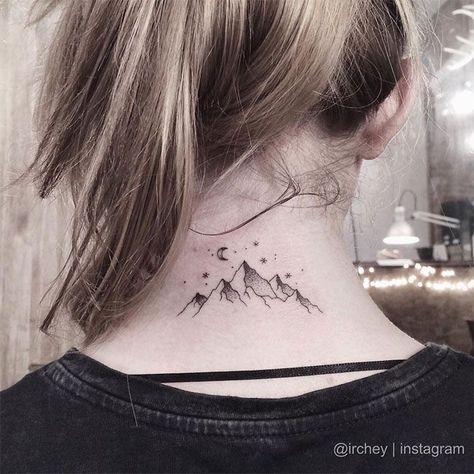 Night Tattoo, Tattoo Nature, Tattoos Mandala, Shape Tattoo, Tattoo Zeichnungen, Muster Tattoos, Tattoos Geometric, Mountain Tattoo, Tattoos For Daughters