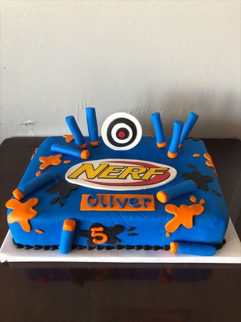 Nerf Cakes For Boys, Nerf Cake Ideas, Nerf Cupcakes, Nerf Birthday Cake, Joshua 9, Nerf Cake, 8th Birthday Cake, Nerf Birthday Party, Birthday Sheet Cakes