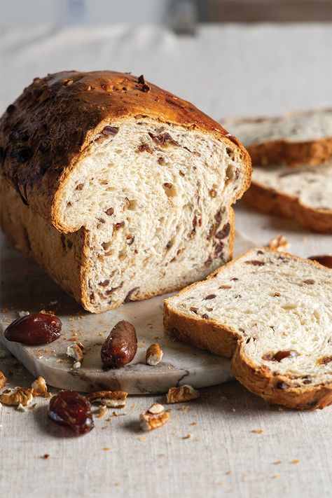 Date-Pecan Bread Red Star Yeast, Pecan Bread, Bread Maker Recipes, Yeast Bread, Bread Maker, Toasted Pecans, Warm Milk, Instant Yeast, Bread Flour