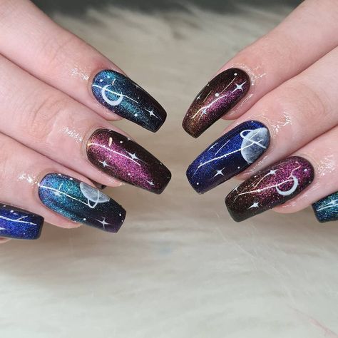 Easy Nail Polish Designs, Cosmic Nails, Galaxy Nail Art, Metallic Nail Art, New Nail Art Design, Velvet Nails, Space Nails, Sky Nails, Lovely Nails