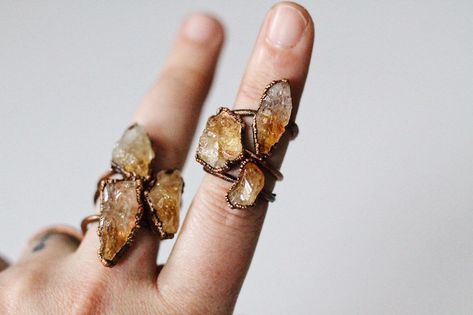 Diy Wire Jewelry Rings, Wire Jewelry Rings, November Birthstone Ring, Fox Jewelry, Raw Citrine, Electroformed Jewelry, Diy Wire Jewelry, Copper Ring, Citrine Ring