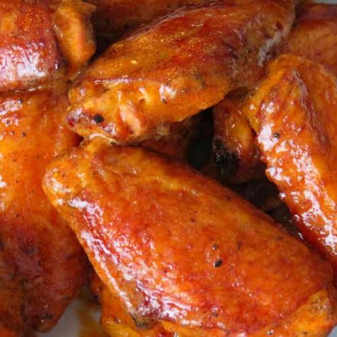 Copycat Buffalo Wild Wings Spicy Garlic Wings - Life's A Tomato Buffalo Wild Wings Spicy Garlic Sauce, Garlic Wings Sauce, Bone In Wings, Copycat Buffalo Wild Wings, Pork Wings, Wings Spicy, Spicy Garlic Sauce, Wings Sauce, Garlic Wings