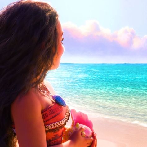 Disney Princess on Instagram: “The ocean is calling! Get out and clean your local beach, shoreline, or park this summer and post a picture on social media with the…” Moana Wallpaper, I Am Moana, Moana 2016, Moana Movie, New Disney Movies, Moana Disney, Disney College Program, Disney College, Disney Icons