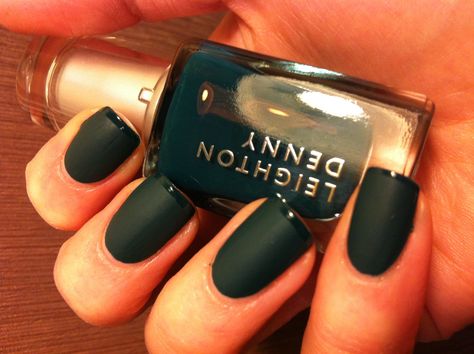 Matte Nail With Gloss Tip, Matte Green Nails With Glossy Tips, Dark Matte Green Nails, Dark Green Nails With Black, Matte Green Nails With Gold, Dark Green Matte Nails, Dark Grey Nails, Dark Green Nail Polish, Matte Green Nails