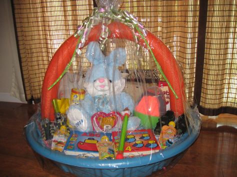 Pool Easter Basket, Pool Basket, Giant Easter Basket, Kids Swimming Pool, Creative Easter Baskets, Easter Basket Crafts, Easter Baskets For Toddlers, Kids Easter Basket, Easter Items