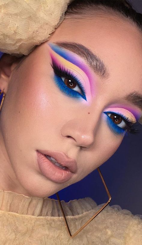 summer makeup ideas, vibrant makeup, summer makeup looks, colourful summer makeup, colorful makeup look, vibrant eyeshadow look Spring Makeup Ideas, Spring Makeup Looks, Daring Makeup, Tape Makeup, Crazy Eye Makeup, Pastel Graphic, Vibrant Makeup, Bold Eye Makeup, Bold Makeup Looks