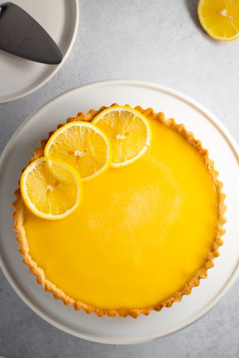 French Lemon Tart, Lemon Curd Pie, Easy Lemon Pie, Curd Tart, Lemon Curd Tart, No Bake Lemon, Easy Lemon Curd, Lemon Tart Recipe, Lemon Pie Recipe