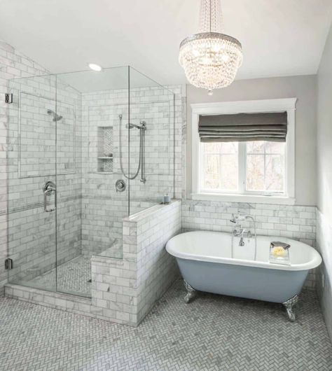 Double Shower Head, Traditional Bathroom Designs, Double Shower, Small Remodel, Shower Niche, Design Salon, Tub Shower, Small Bathrooms, Trendy Bathroom