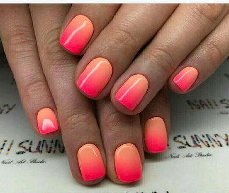 Ombré Nail Ideas, Pink And Orange Ombre Nails, Coral Ombre Nails, Orange Ombre Nails, Squoval Nails, Summer Gel Nails, Peach Nails, Coral Nails, Manicure Nail Designs