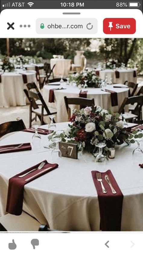 Backyard Dinner Party Table, Round Table Centerpieces Wedding, Red Table Decorations, Red Table Settings, Round Table Centerpieces, Merlot Wedding, Deep Red Wedding, Wine Red Wedding, Champagne Wedding Colors