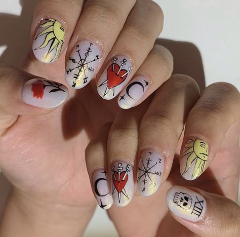 Tarot Card Nail Design, Nails For Witches, Tarot Nails Acrylic, Tarot Nails Art, Tarot Cards Nails, Tarot Nail Designs, Tarot Card Nail Art, Tarot Inspired Nails, Tarot Nail Art