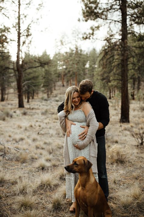 Maternity Family Photos With Dog, Maternity With Dog Photoshoot, Maternity Photo Shoot Ideas Outdoor With Dog, Maternity Photos With Dogs Ideas, Maternity With Dog Photography, Maternity Photo Shoot Ideas With Pets, Maternity Photography Poses With Dogs, Outdoor Maternity Photos With Dog, Maternity Shoot Dog