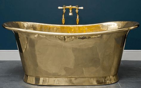 Eclectic Bathroom Decor, European Spa, Brass Bathtub, Brass Tub, Gold Taps, Bedroom With Bath, Copper Bathtubs, Gold Bath, Cast Iron Tub