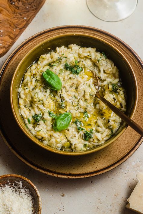 Bowl of zucchini risotto with herbs on top and cheese in the background. Pepper Jack Mac And Cheese Recipe, Zucchini Butter, Zucchini Risotto, Recipe With Lemon, Ragu Recipe, Cauliflower Dishes, Risotto Recipe, Easy Zucchini, Whipped Feta