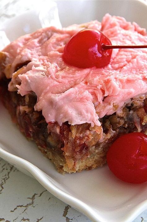 Cherry Squares Recipe, Cherry Squares, Cherry Frosting, Square Recipes, Cherry Desserts, Dessert Bar Recipe, Cherry Cake, Cherry Recipes, Cookie Bar Recipes